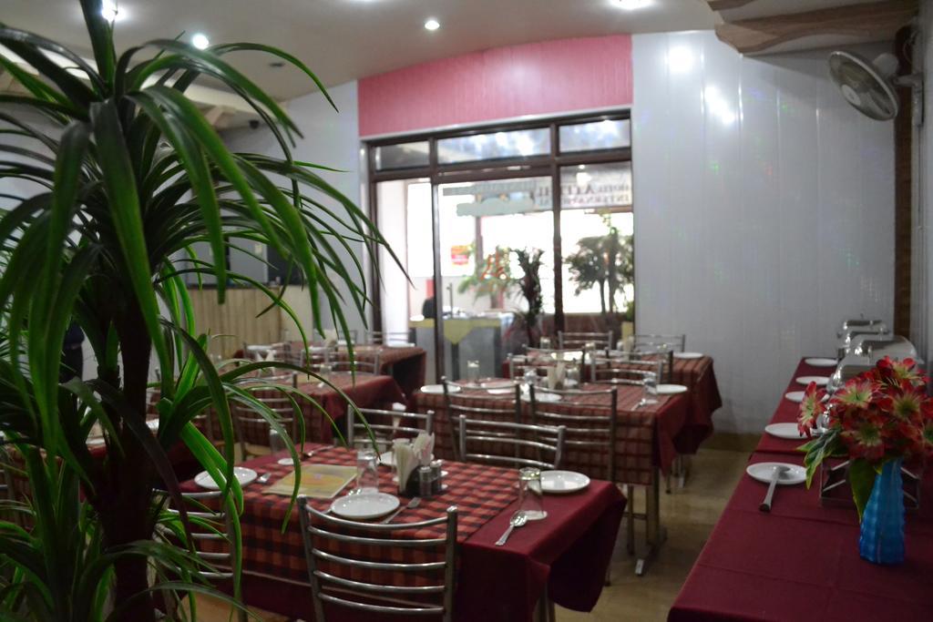 Hotel Atithi International Katra  Buitenkant foto
