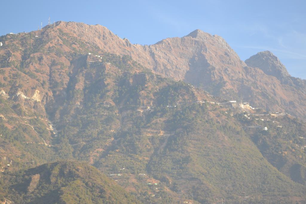 Hotel Atithi International Katra  Buitenkant foto